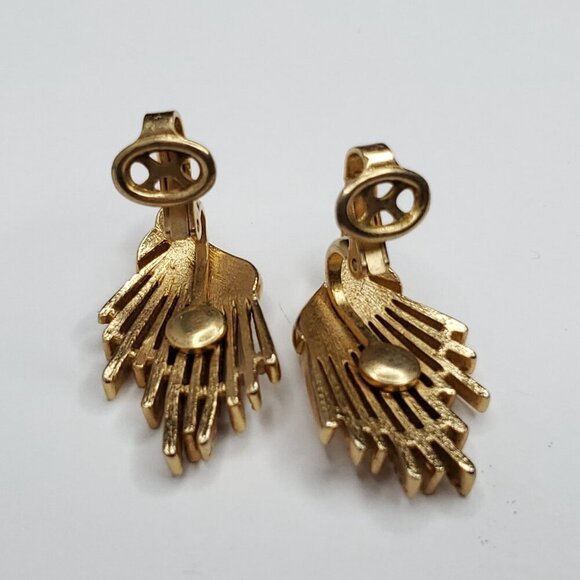 Vintage Trifari Goldtone Brooch Clip Earring Set Wheat Spray Leaf Feather Wing - Picture 5 of 5